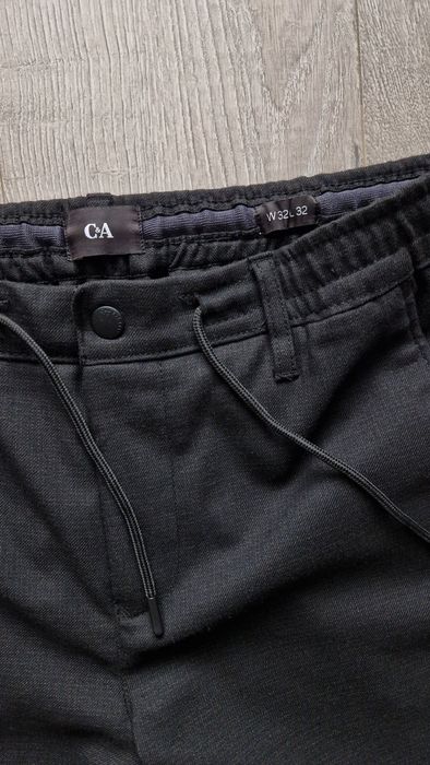 Pantaloni casual slim fit