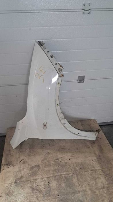 aripa dreapta fata Nissan Juke an 2011