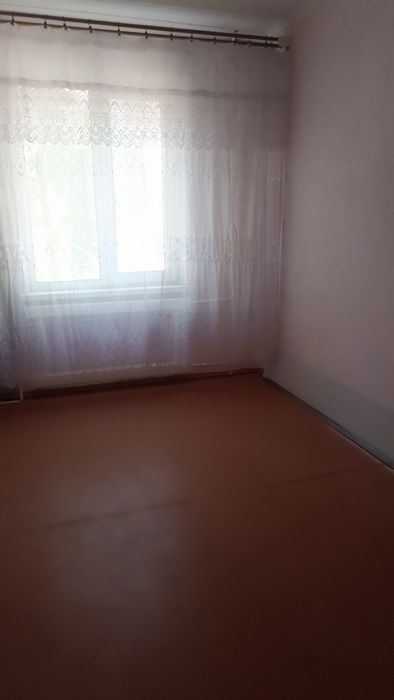 Продам квартиру, 3-х комнатную