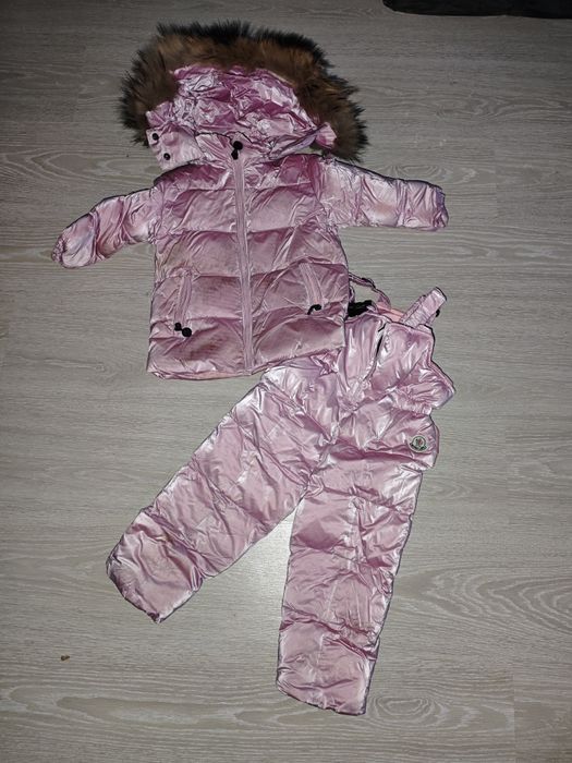 Зимний комбинезон на девочку