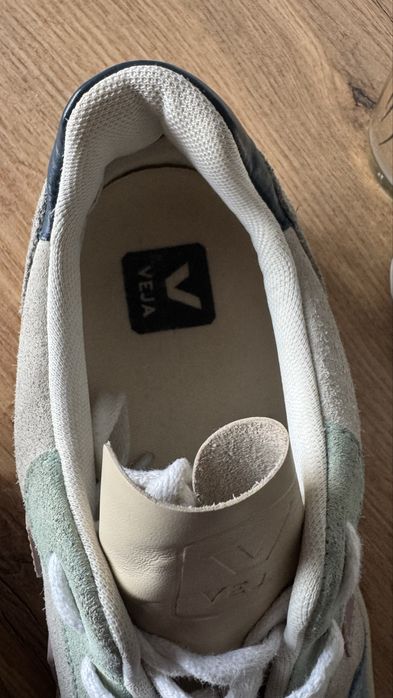 Дамски сникърси Veja V-10 номер 41