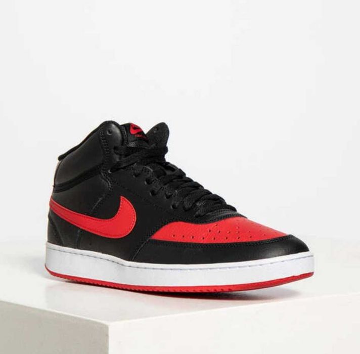 Оригинални  маратонки на NIKE COURT VISION MID! 44.5, естествена кожа