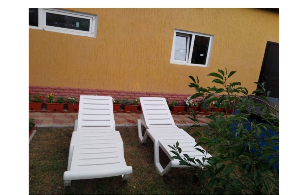 Шезлонги пляжные