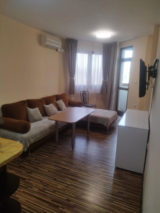 Дава се под наем Двустаен апартамент в Пловдив, Кършияка - 50 кв.м за 400 € - Снимка #1