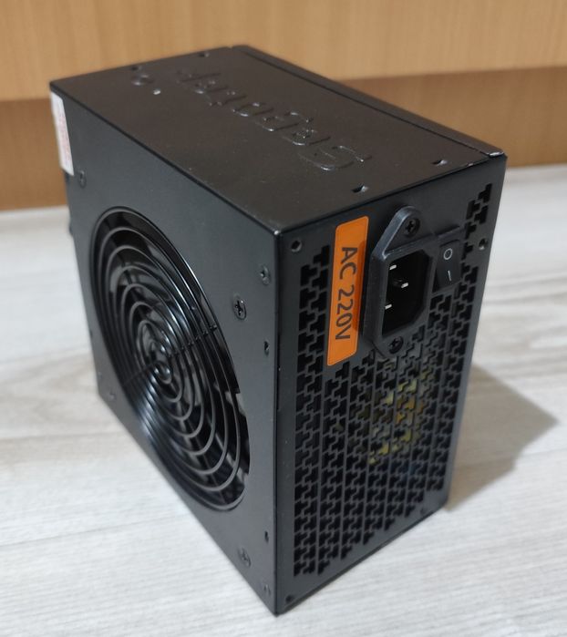 Vand sursa Segotep Nuclear Aircraft Carrier H9+ 520W 85% semimodulara