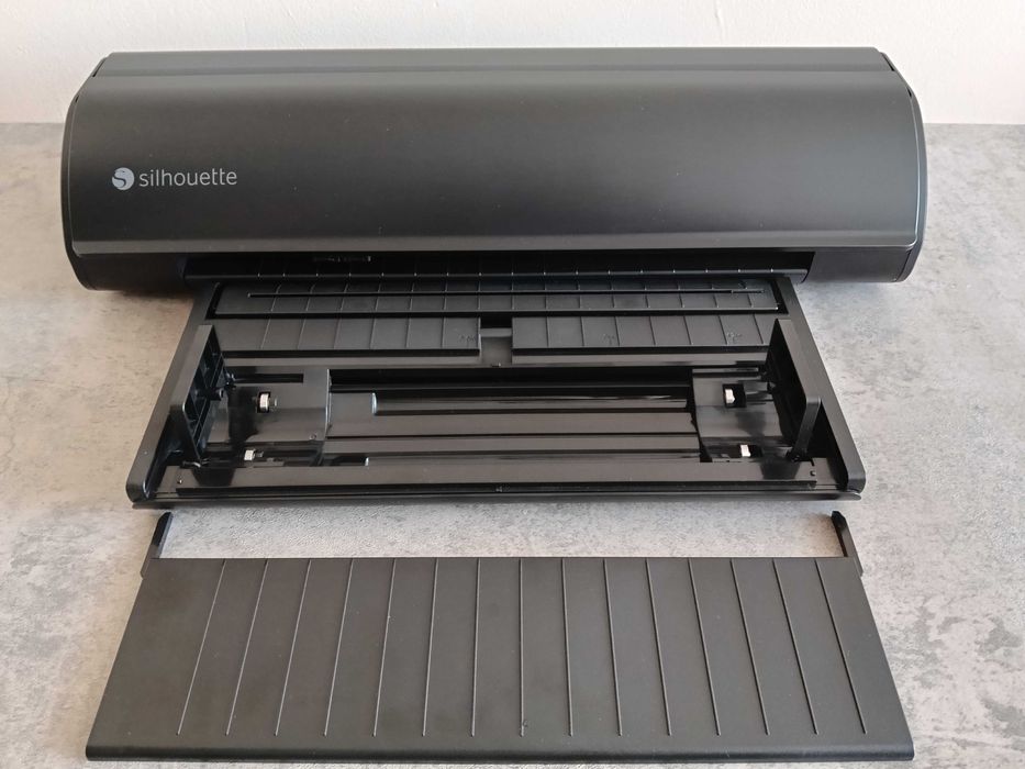 Продавам плотер Silhouette Cameo 5 (Черен) – В ГАРАНЦИЯ