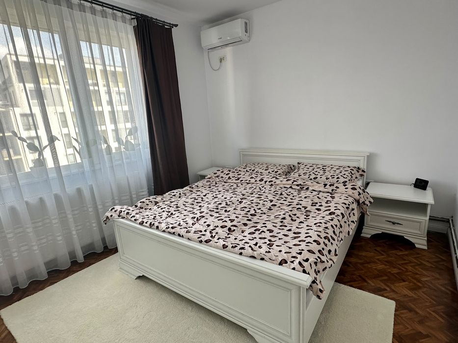 Chirie - apartament 2 camere