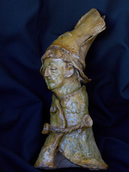 statueta veche 2,7 kg.arta lucrata manual antichitati statuie ceramica