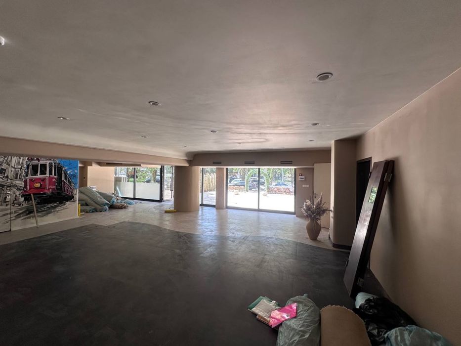 Ц-1 Детский Мир | 220кв - нежилое помещение вдоль дороги Аренда