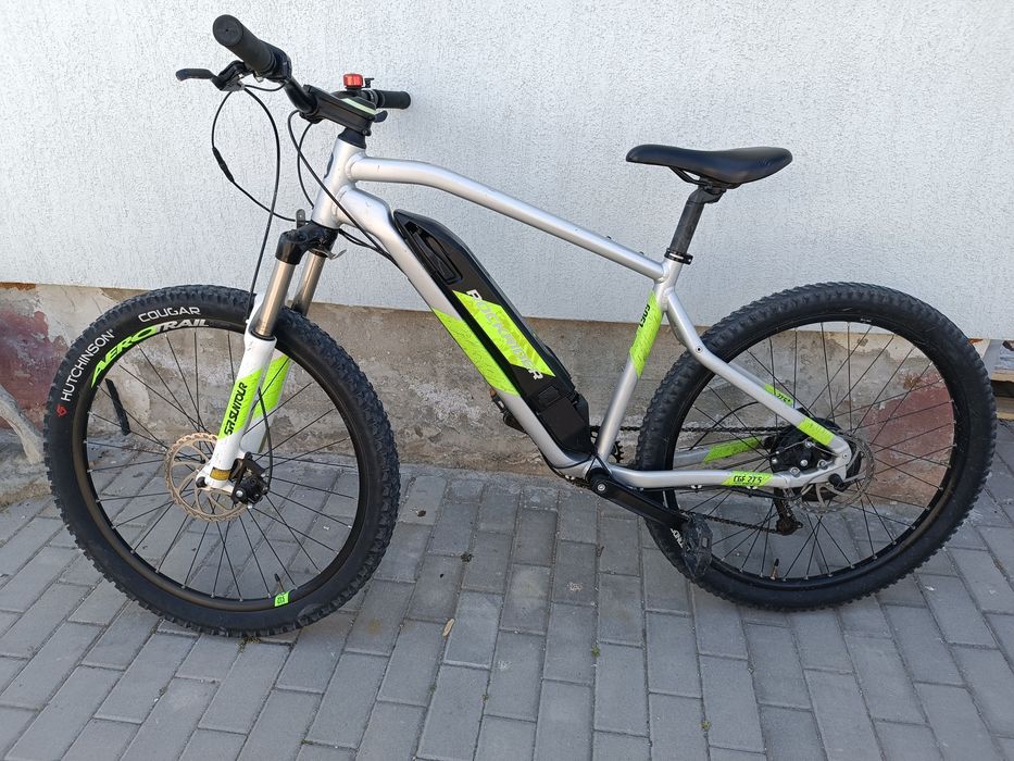 Bicicletă electrică Rockrider E-ST500 cu probleme