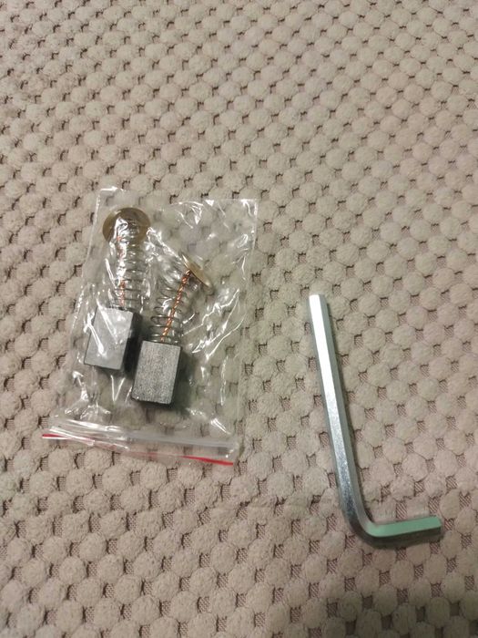 Продавам ръчен циркуляр " Макита"