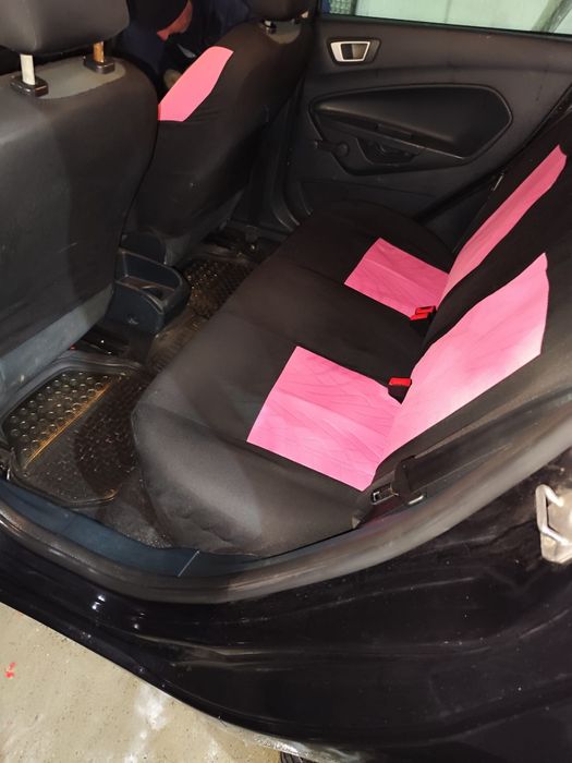 Ford Fiesta an 2012. Diesel consum 4 la suta