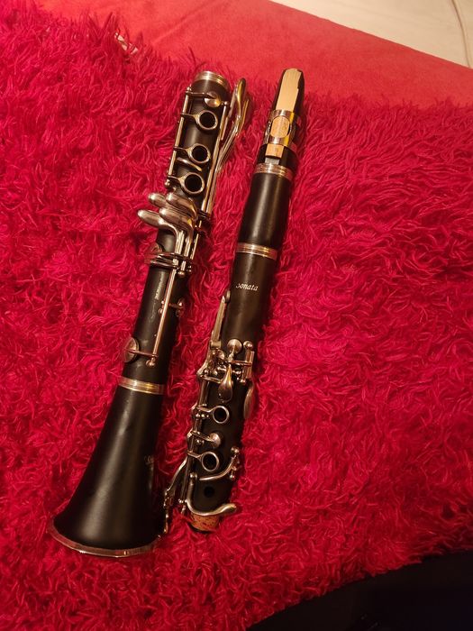 Продавам кларинет
