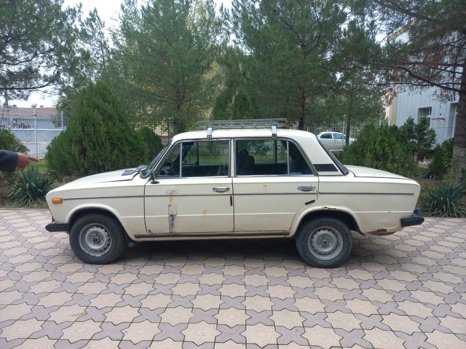 Vaz2106 sotiladi