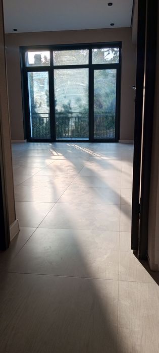 Продам свои 2дома-коттеджа в самом центре ориентир за Океаном. Гост.Ро