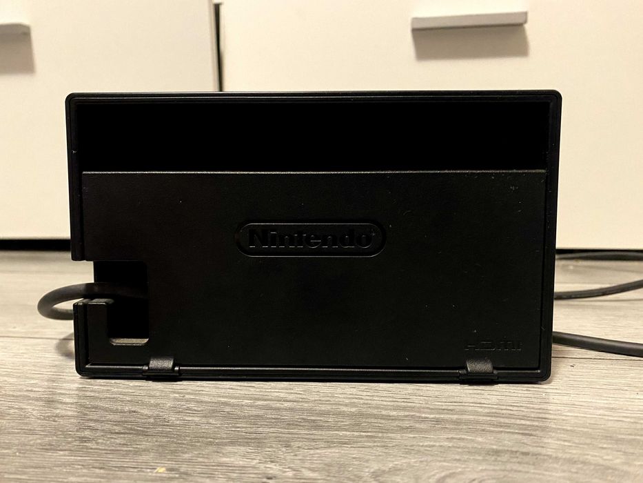 NINTENDO SWITCH - grey joy cons + 9 jocuri + accesorii