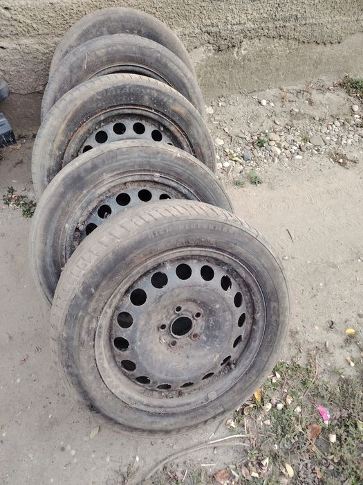 Vând pise și jante tablă golf4 și Opel.