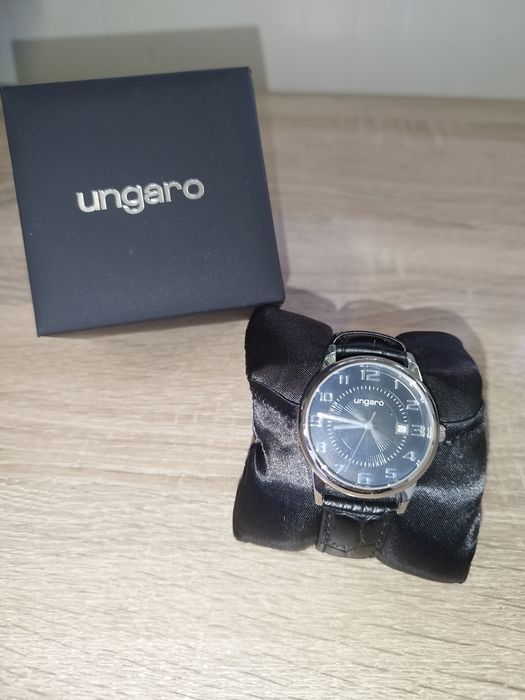 Ръчен часовник UNGARO