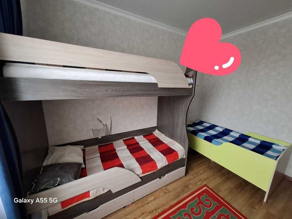 Двухъярусная кровать для детей