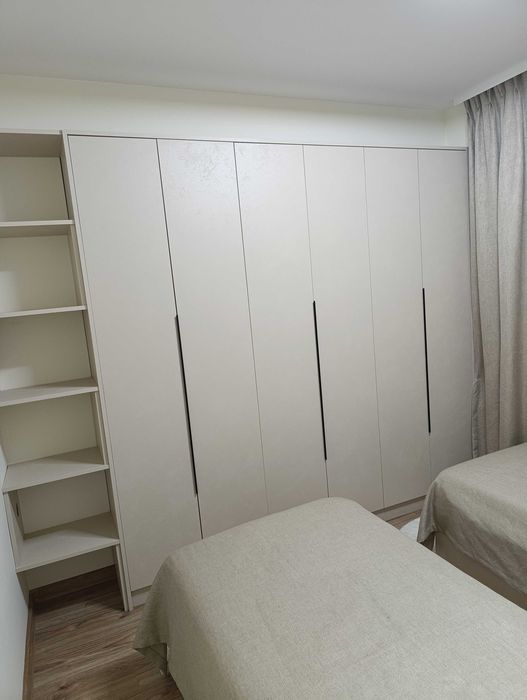 Бутиков апартамент и  клетка в гараж, находящи се в гр.Хасково