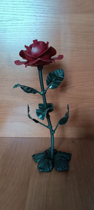 Роза ручной работы