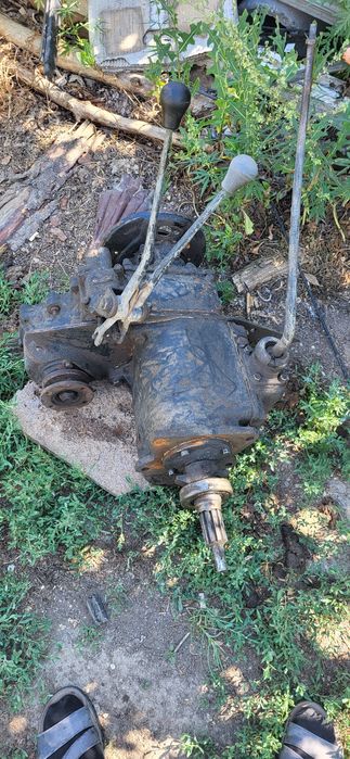 Продам коробку с раздаткой.