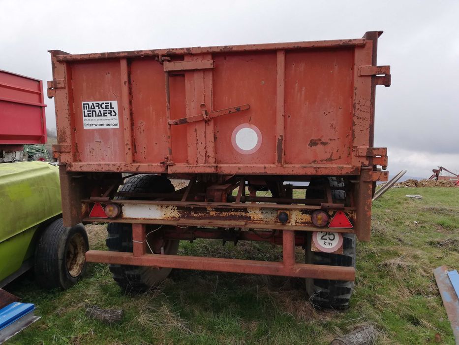 Căruță agricolă nebasculabilă lă 8 tone