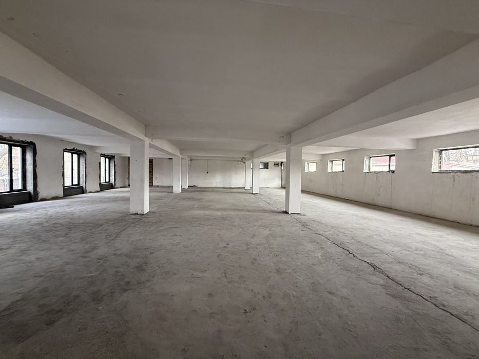 Сдается в аренду бизнес ценр  на М.Горкого.