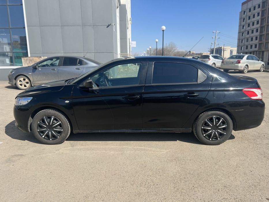 В продаже пежо 301