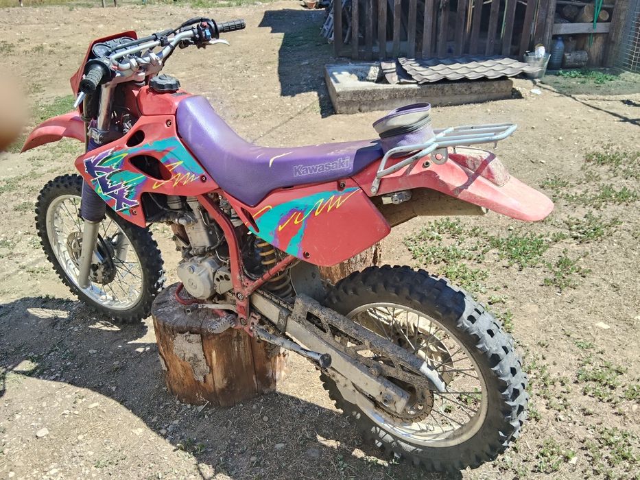 Vând motocicletă de teren Kawasaki KLX 250R