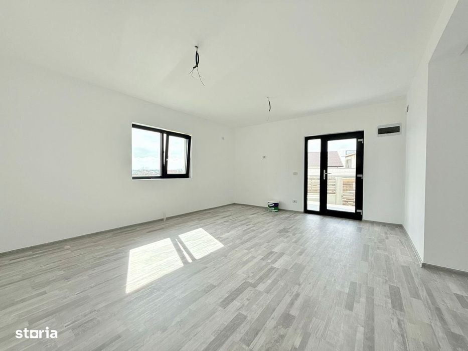Casă cu 3 Camere | Lumina