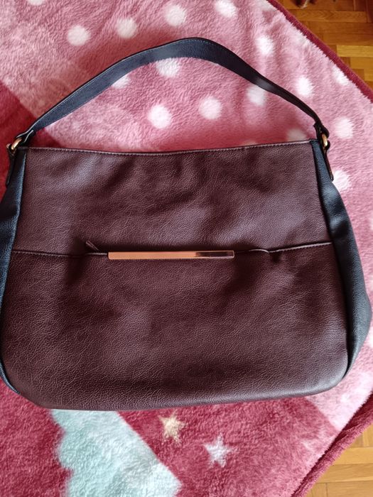 Нова чанта Carpisa