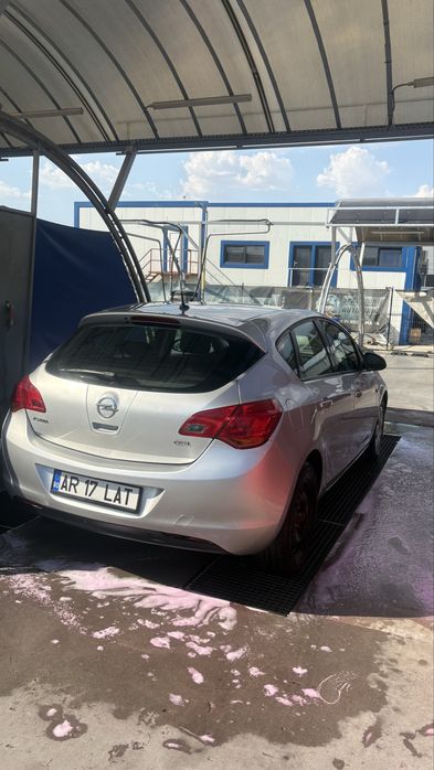 OPEL Astra 2010 — imagine 4