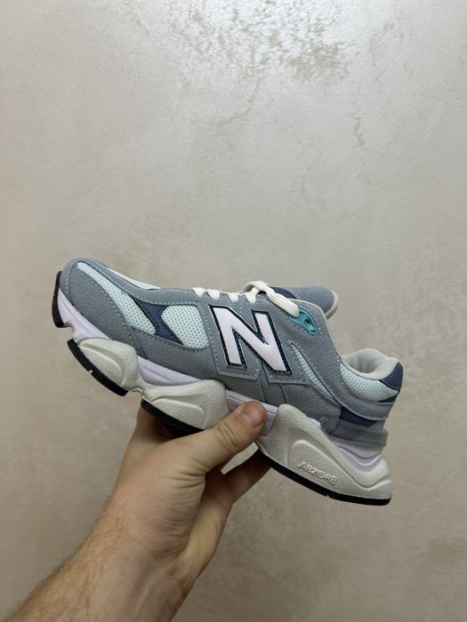 New Balance 9060