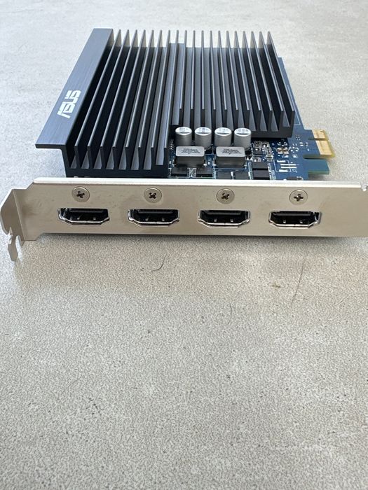 ASUS GeForce GT 730 - 4 монитора , 4×HDMI, напълно безшумна, UEFI , Silent 2GB GDDR5, 4x HDMI, пасивно охлаждане