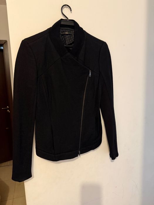 Яке 100% вълна на марката Hugo Boss