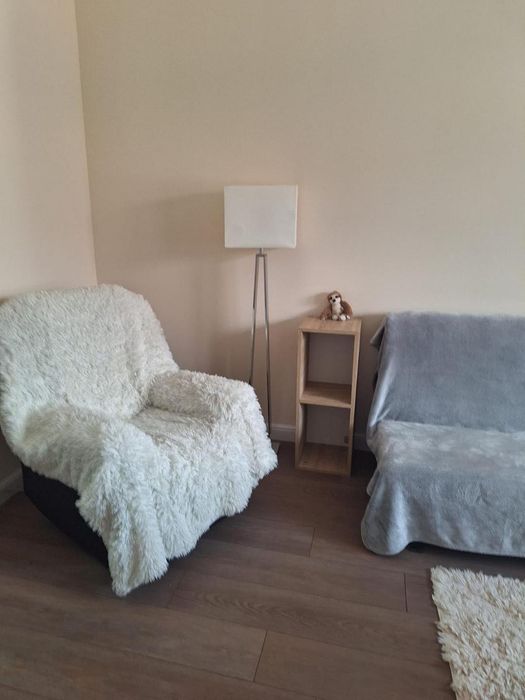 Vand apartament 2 camere in Cartierul latin(zona de case)