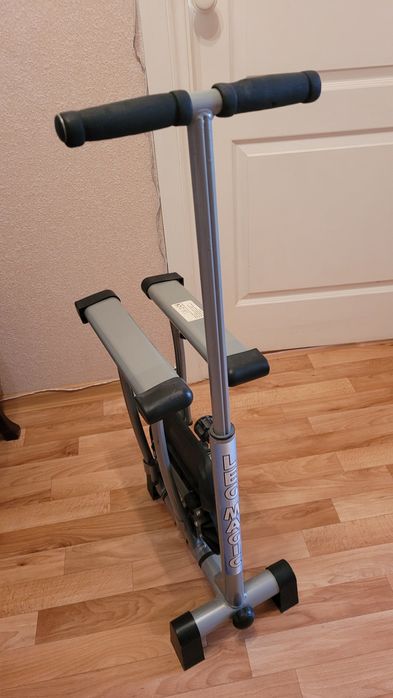 Тренажёр для ног Leg Magic