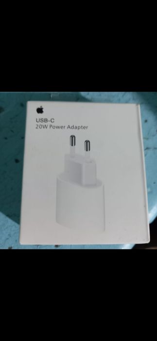 iPhone  зариятчик оргинал