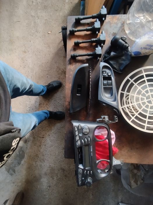 Части за нисан алмера н16 1.8 бензин 2 врати