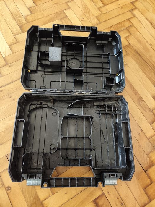 DeWALT, model din gama modulară TSTAK.