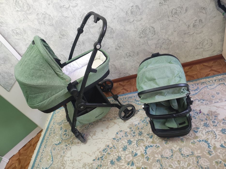 продается каляска очень качественная