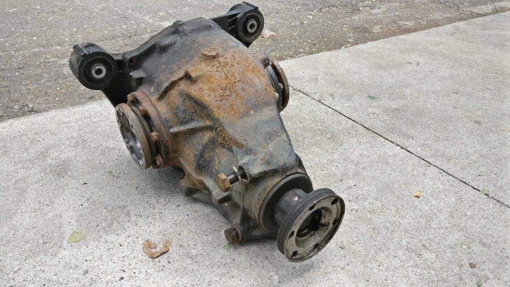 Диференциал от БМВ 850и тип 210 число 3.15