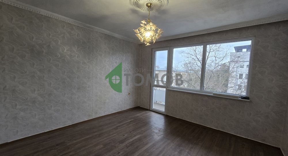 Едностаен апартамент с кухня в Централната градска част