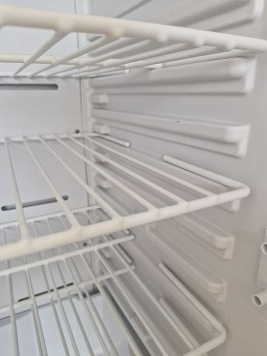 Продам морозильную камеру Indedit