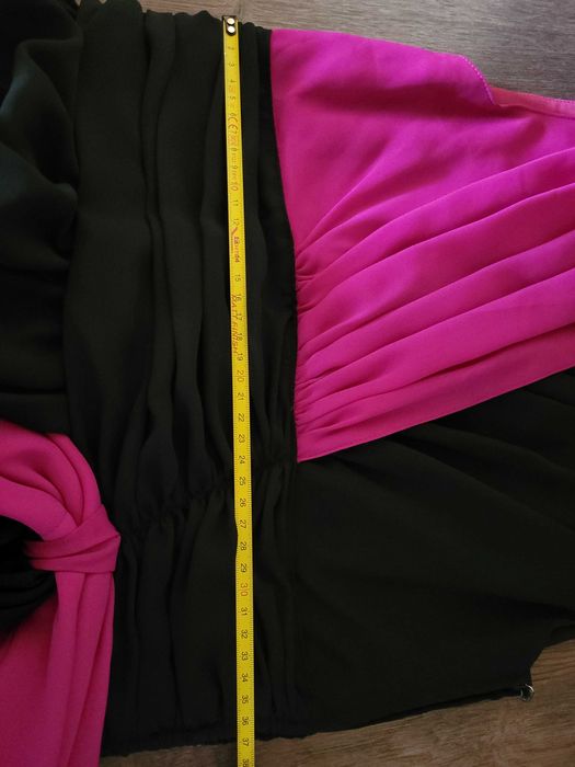 Rochie eleganta midi