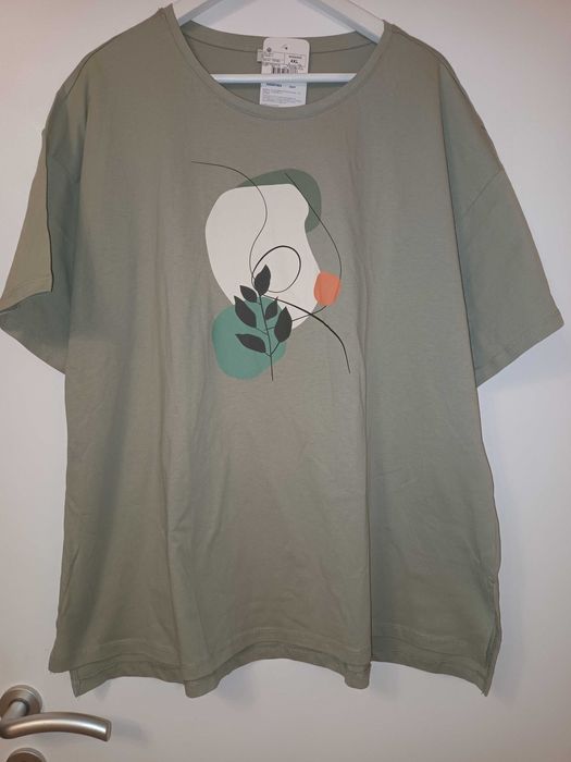 12 Нови макси тениски