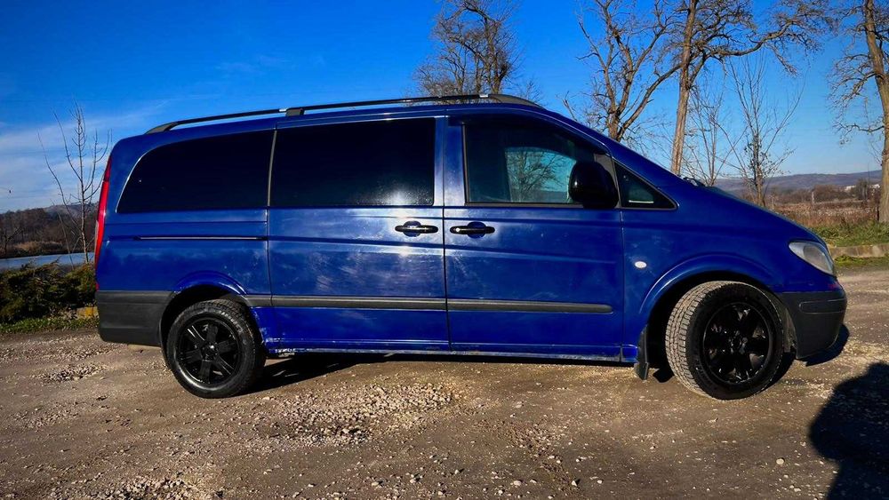 Mercedes Vito 2,2 cdi  8+1 persoane