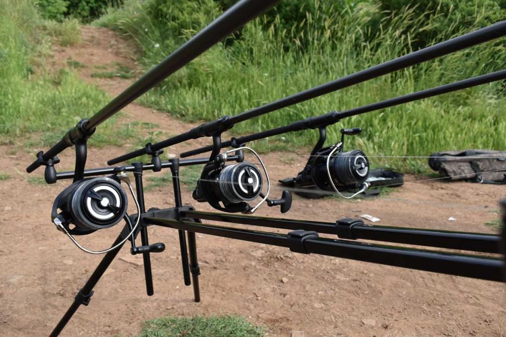 Продавам шаранджийски комплект