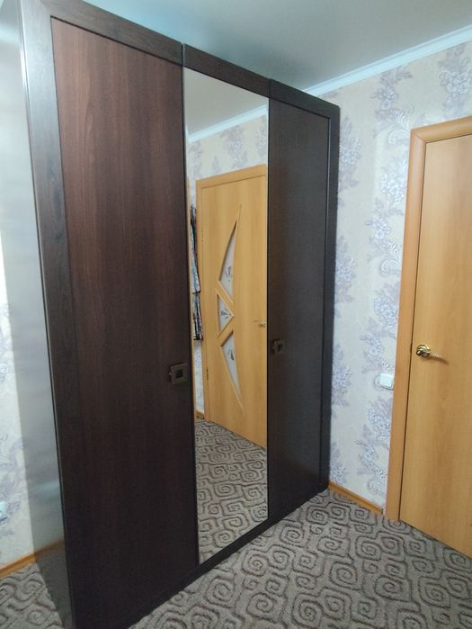 Продам спальный гарнитур